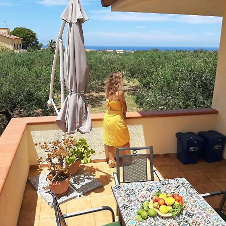 Bed and Breakfast Casanonnavittoria Terrasini Esterno foto