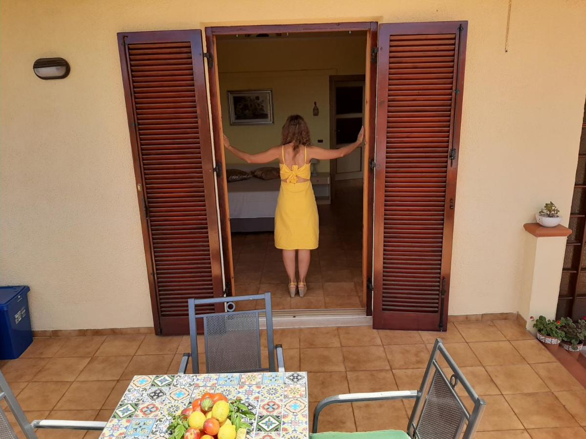 Bed and Breakfast Casanonnavittoria Terrasini Esterno foto