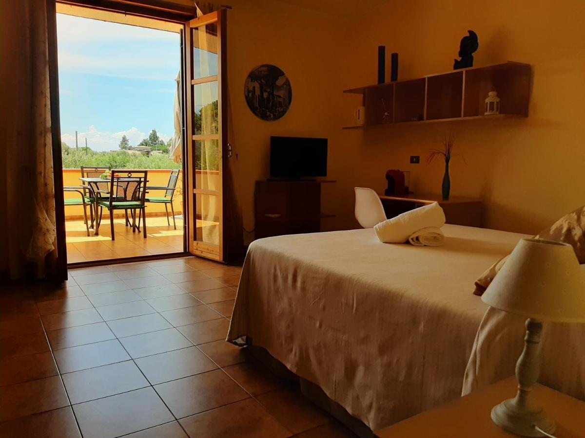 Bed and Breakfast Casanonnavittoria Terrasini Esterno foto