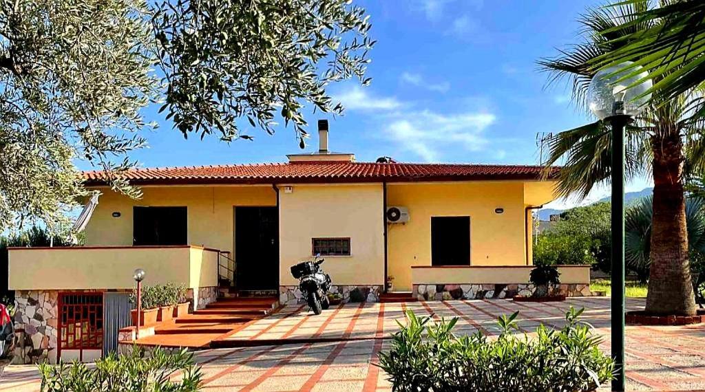 Bed and Breakfast Casanonnavittoria Terrasini Esterno foto