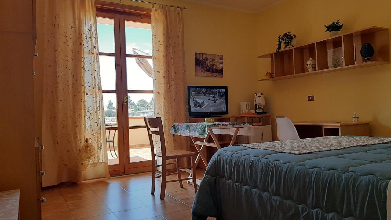 Bed and Breakfast Casanonnavittoria Terrasini Esterno foto